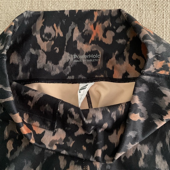 Define PowerHold by Fabletics High waisted legging - Picture 9 of 10